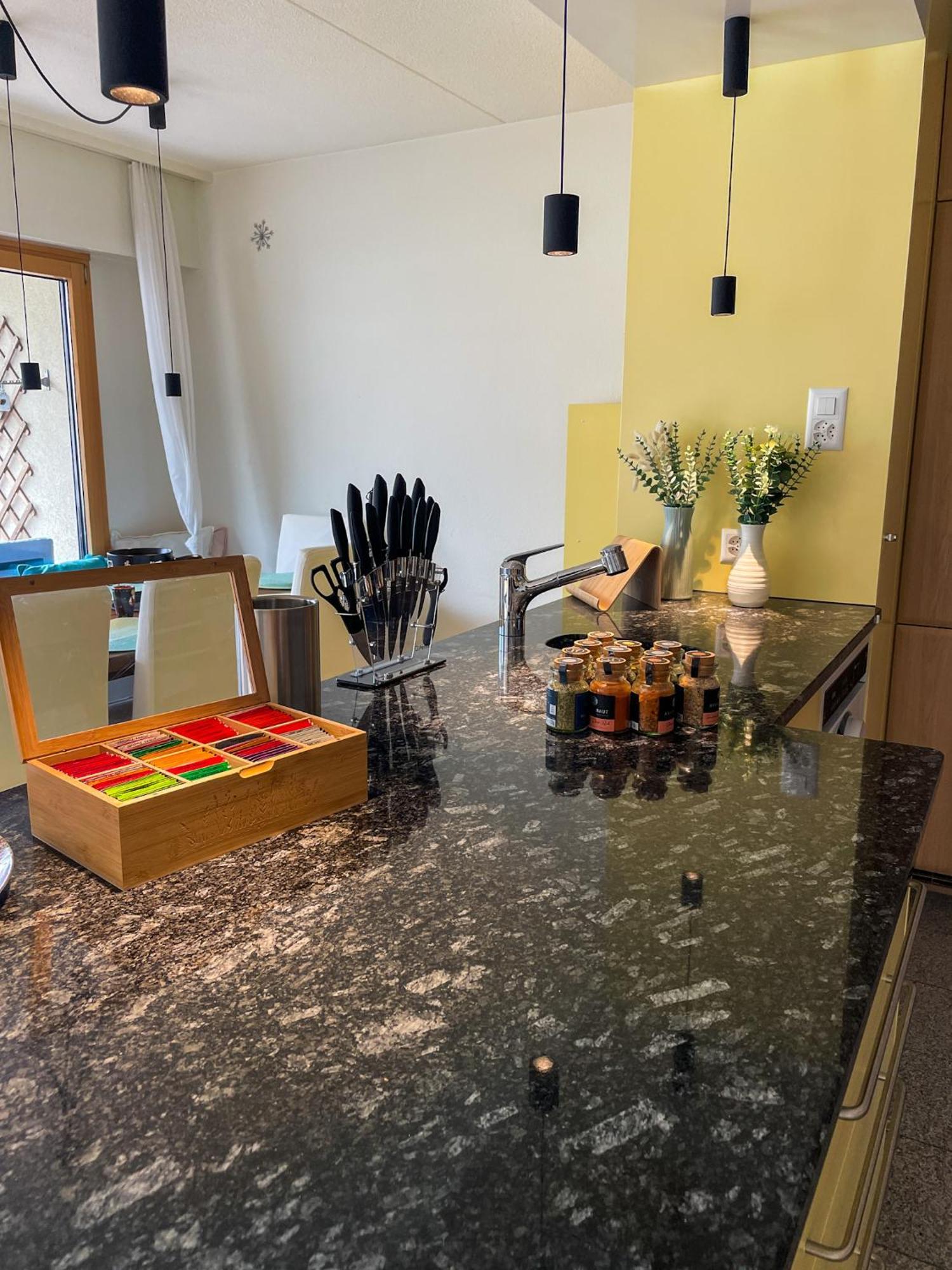 Top Modernes Apartment Im Herzen Von Andermatt Balkon & Bergblick 外观 照片